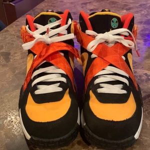 Nike air raid  mens size 12 worn once